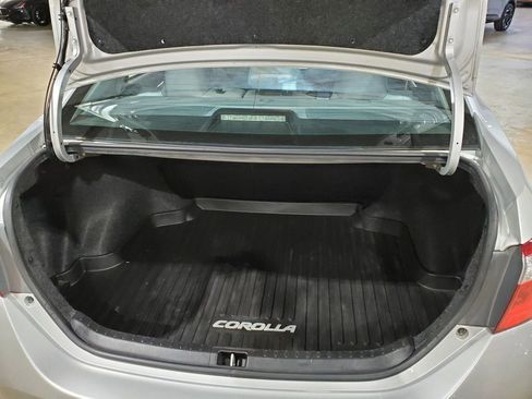 Used 2016 Toyota Corolla L FWD image 38