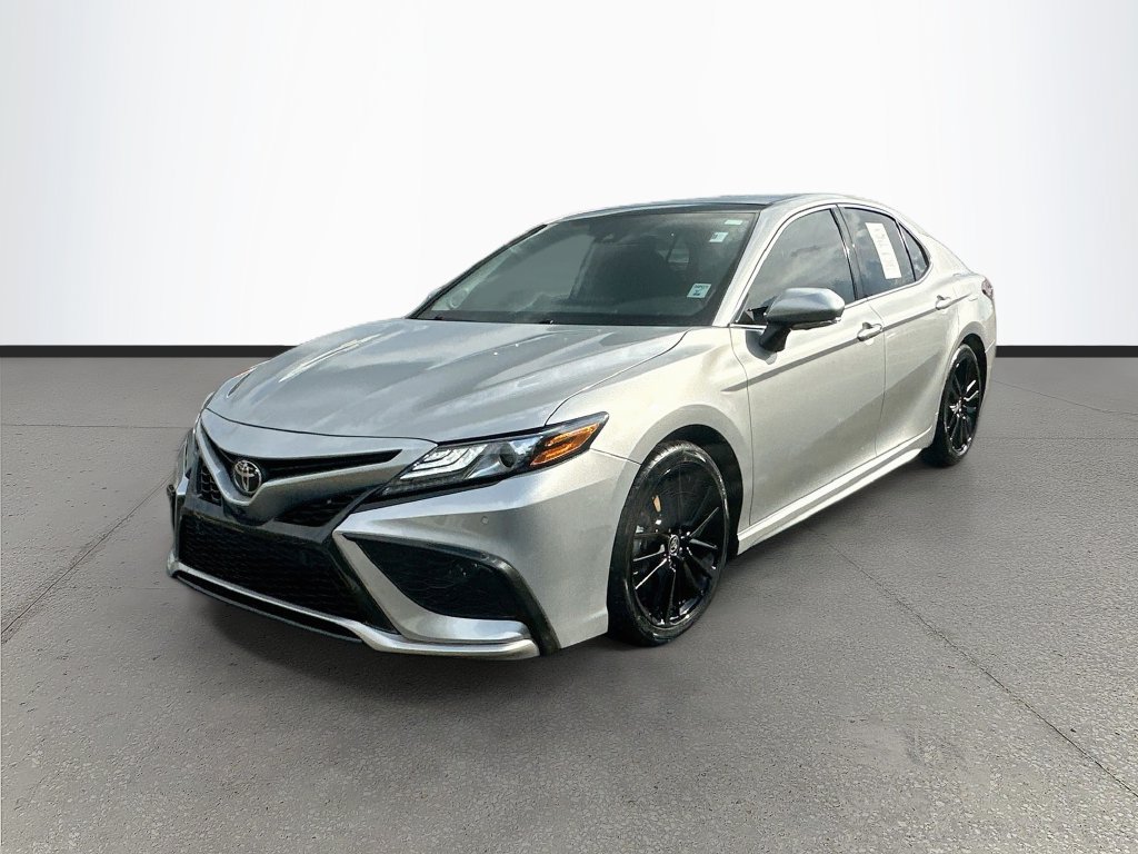 Used 2024 Toyota Camry XSE w/ Driver Assist Package FWD image 3