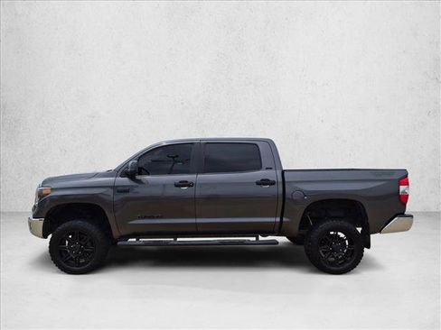 Used 2018 Toyota Tundra SR5 w/ SR5 Upgrade Package RWD image 5