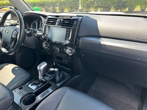 Used 2023 Toyota 4Runner TRD Off-Road Premium w/ Off Road Premium Plus Package AWD/4WD image 9