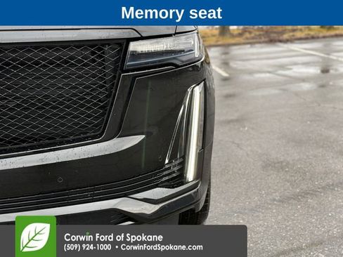 Used 2022 Cadillac Escalade Sport Platinum w/ LPO, ONYX Package image 8