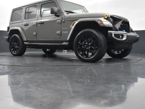 Used 2023 Jeep Wrangler Sahara w/ Cold Weather Group image 41