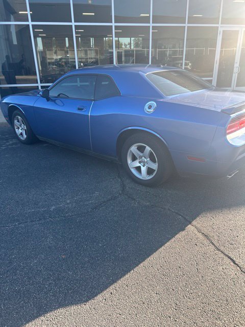 Used 2010 Dodge Challenger SE RWD image 7