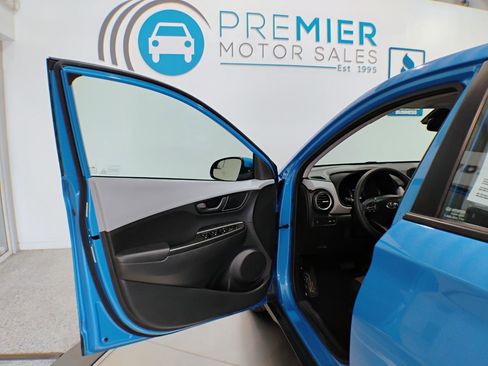 Used 2020 Hyundai Kona SE FWD image 16