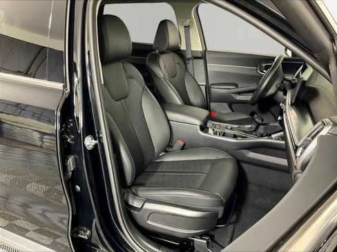 Certified 2026 Kia Sorento S w/ S Panoramic Sunroof Package FWD image 29