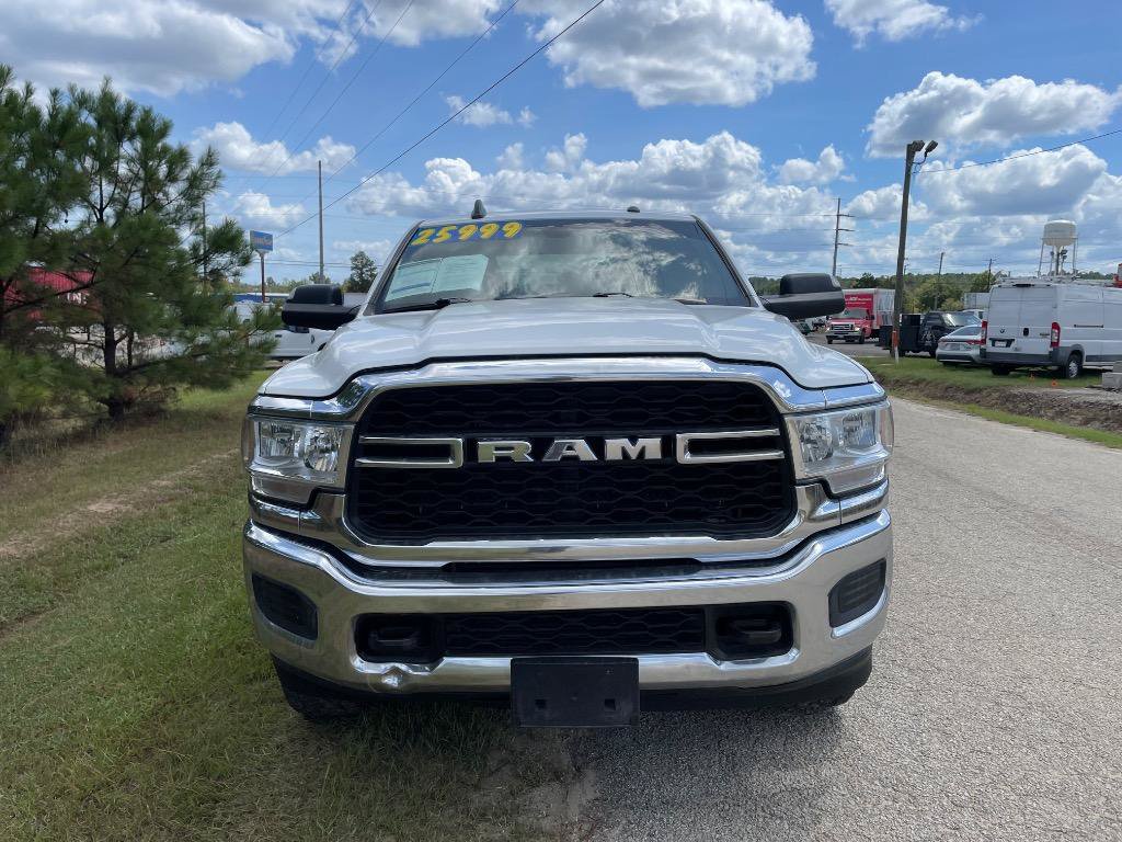 Used 2022 RAM 2500 Tradesman w/ Chrome Appearance Group AWD/4WD image 2