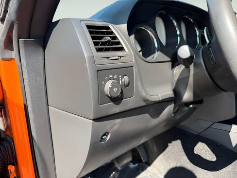Used 2014 Dodge Challenger SXT RWD image 17