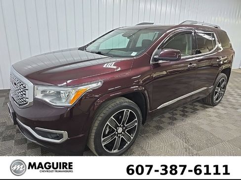 Used 2017 GMC Acadia Denali w/ Technology Package AWD/4WD image 8