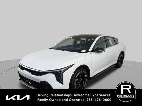 Used 2025 Kia K4 GT-Line w/ GT-Line Premium Package FWD image 5