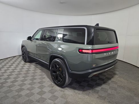 Used 2022 Rivian R1S Launch Edition image 3