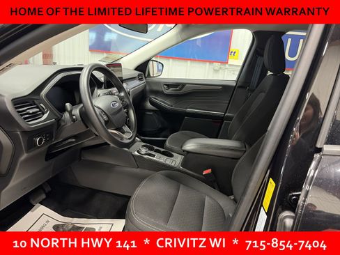 Used 2025 Ford Escape Active AWD/4WD image 6