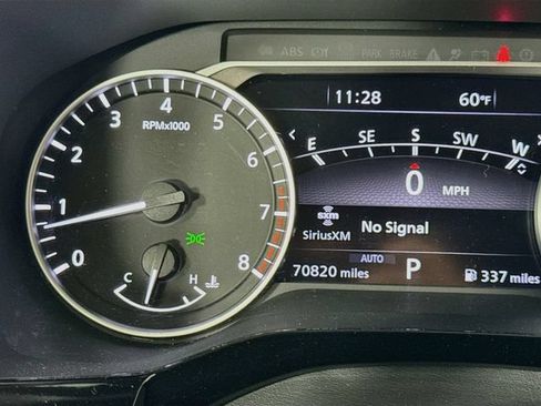 Used 2022 Nissan Pathfinder SL AWD/4WD image 20