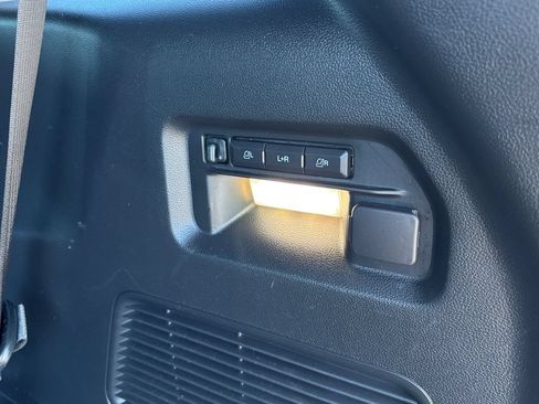 Used 2022 Ford Explorer ST w/ Equipment Group 401A AWD/4WD image 38