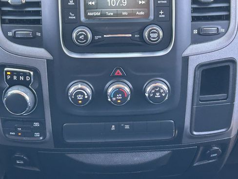 Used 2019 RAM 1500 Express w/ Wheel & Sound Group AWD/4WD image 19