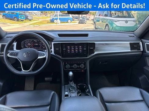 Certified 2022 Volkswagen Atlas Cross Sport SE AWD/4WD image 9