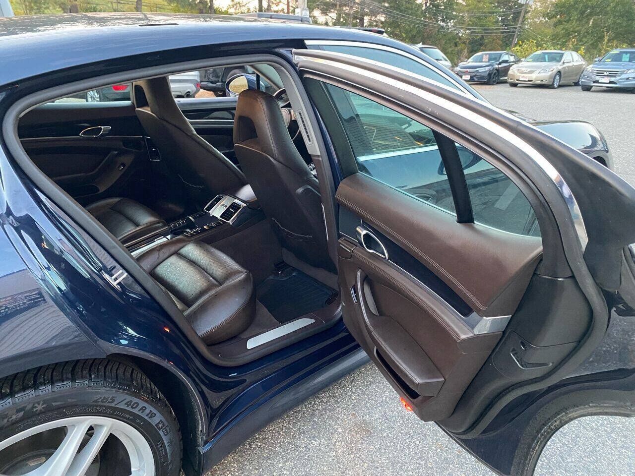 Used 2010 Porsche Panamera 4S AWD/4WD image 12