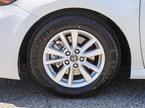 Certified 2025 Toyota Camry LE image 11