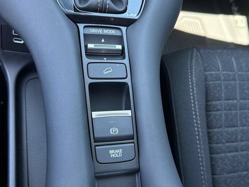 New 2027 Honda HR-V LX image 29