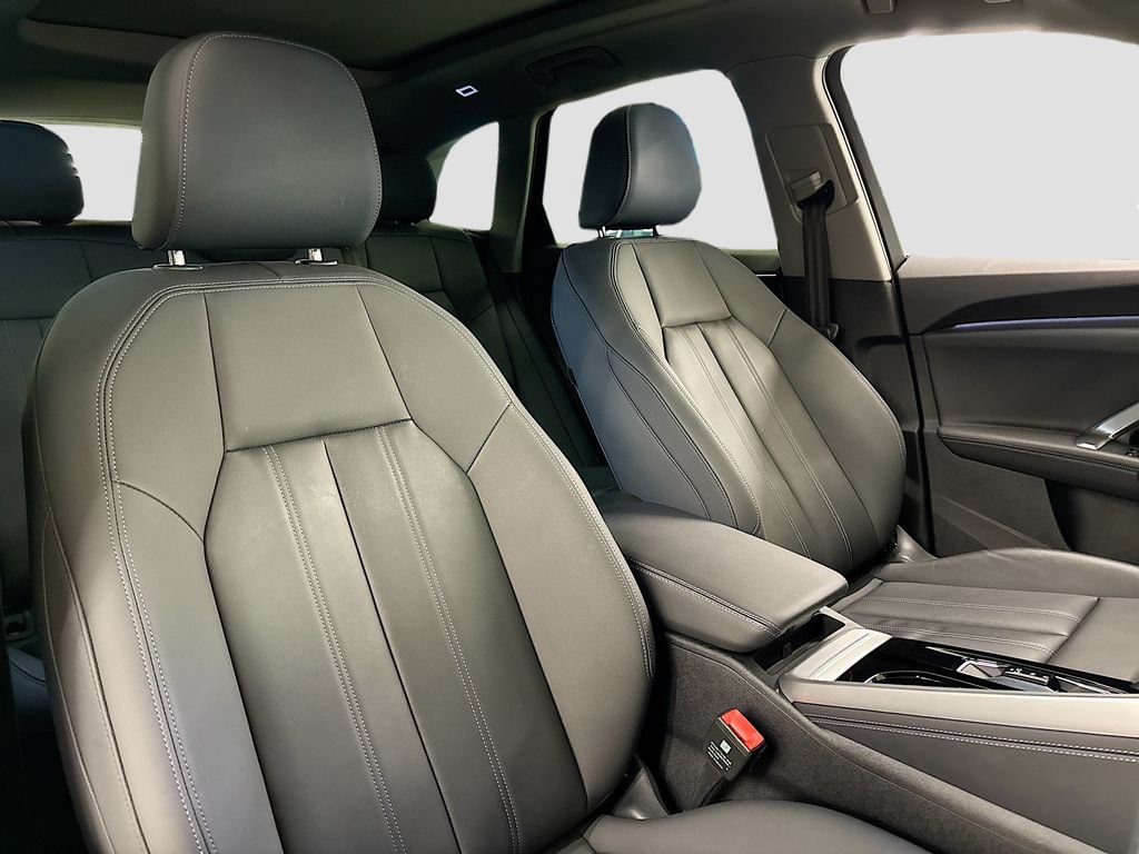Certified 2025 Audi Q5 Premium Plus w/ Premium Plus AWD/4WD image 15