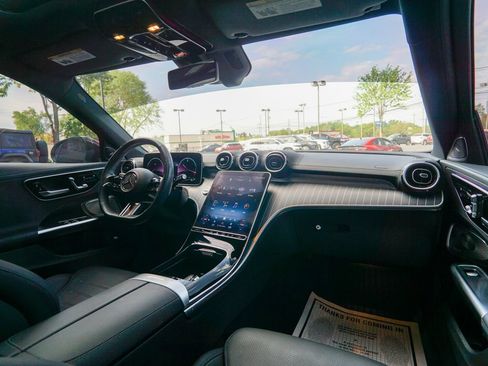 Used 2023 Mercedes-Benz C 300 4MATIC Sedan image 15