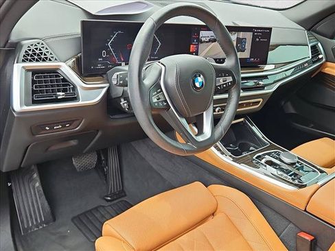 Used 2025 BMW X5 sDrive40i w/ Parking Assistance Package RWD image 10