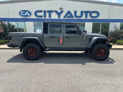 Used 2020 Jeep Gladiator Rubicon AWD/4WD image 3
