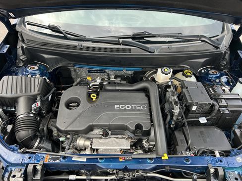 Used 2022 Chevrolet Equinox RS w/ RS Leather Package image 28