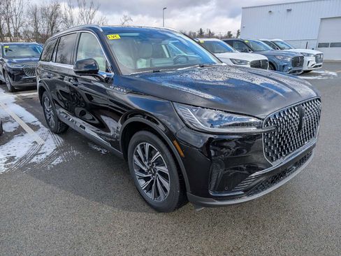 New 2026 Lincoln Aviator AWD image 6