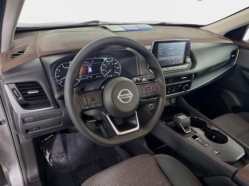 Used 2021 Nissan Rogue S FWD image 10