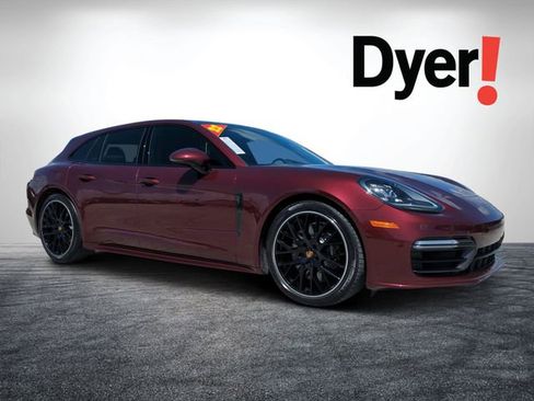 Used 2022 Porsche Panamera GTS image 1