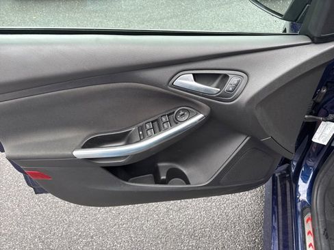 Used 2017 Ford Focus ST image 14