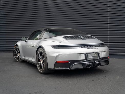 Used 2026 Porsche 911 Targa 4 GTS AWD/4WD image 3