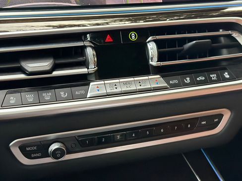 Used 2021 BMW X5 xDrive45e w/ Premium Package image 26