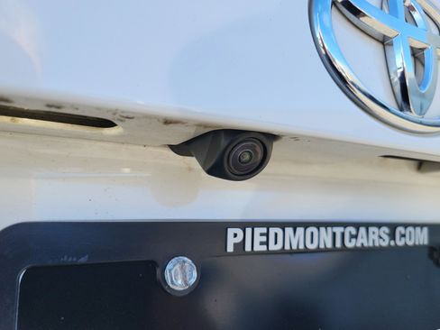 Used 2023 Toyota RAV4 LE image 14