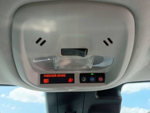 Used 2025 Chevrolet Trax ACTIV w/ Driver Confidence Package FWD image 7