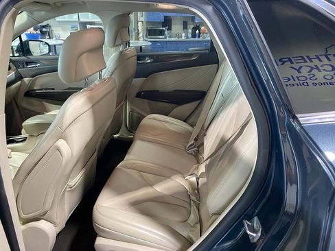 Used 2019 Lincoln MKC Reserve w/ MKC Climate Package AWD/4WD image 16