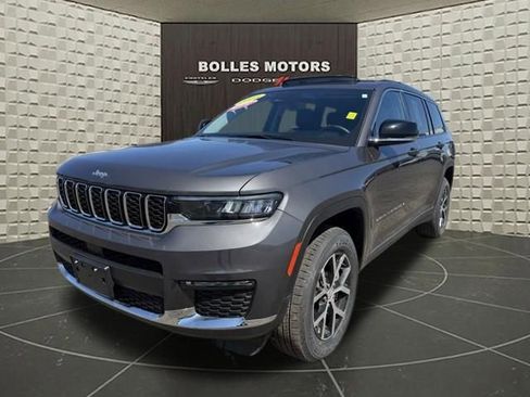 Certified 2023 Jeep Grand Cherokee L Limited AWD/4WD image 7