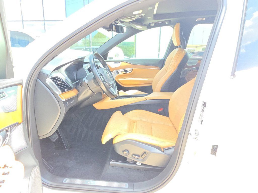 Used 2020 Volvo XC90 T6 Inscription w/ Protection Package Premier AWD/4WD image 17