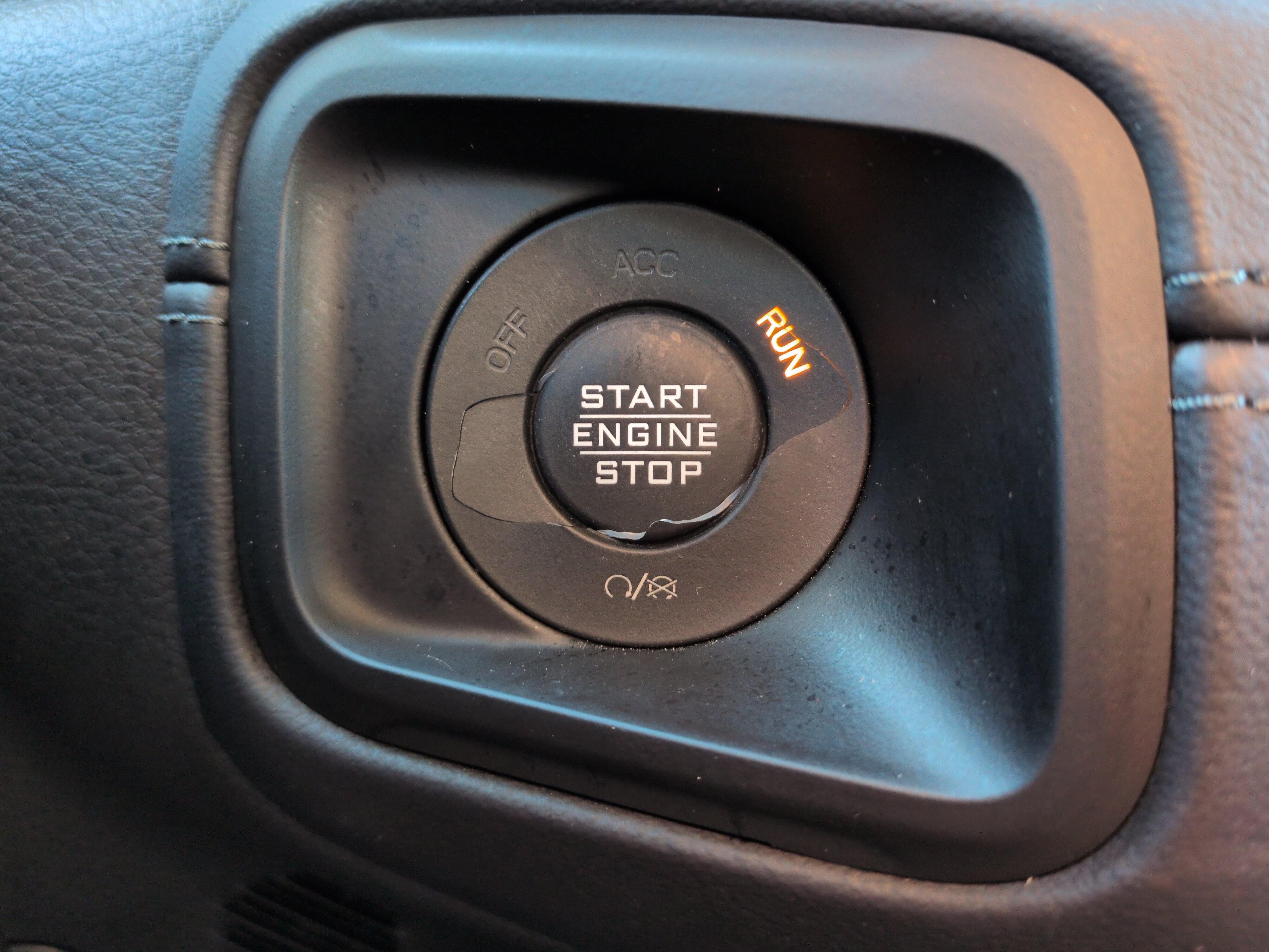 Used 2025 Jeep Gladiator Rubicon AWD/4WD image 26