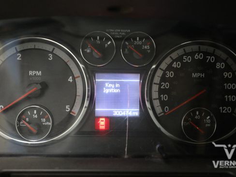 Used 2011 RAM 3500 Laramie w/ Cold Weather Group AWD/4WD image 9