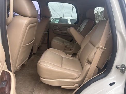 Used 2014 Cadillac Escalade Premium image 10