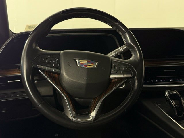 Used 2022 Cadillac Escalade Premium Luxury AWD/4WD image 22