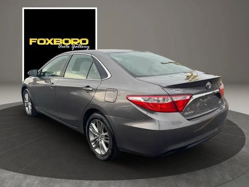 Used 2015 Toyota Camry SE image 7
