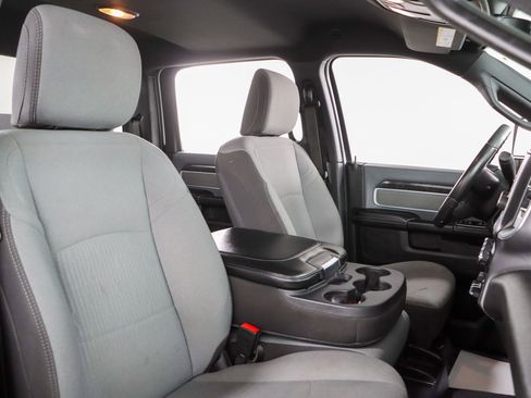 Used 2023 RAM 2500 Big Horn w/ Cold Weather Group AWD/4WD image 27