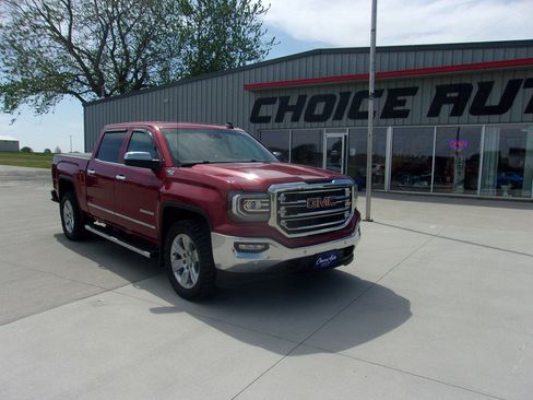 Used 2018 GMC Sierra 1500 SLT AWD/4WD image 1