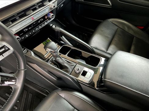Used 2023 Kia Telluride S w/ S Sunroof Package FWD image 17