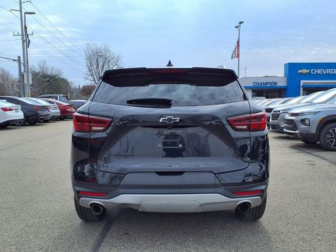 Used 2023 Chevrolet Blazer LT w/ Midnight/Sport Edition image 6