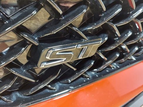 Certified 2025 Buick Envision Sport Touring image 16