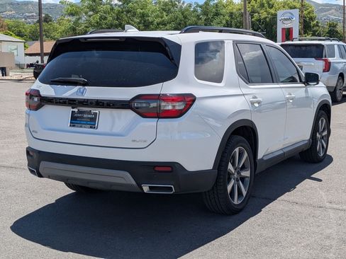 Used 2023 Honda Pilot Elite image 5