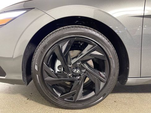 New 2026 Hyundai Elantra SEL Sport Premium FWD image 11